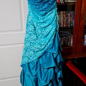 Blue ombre floor length prom dress size 16W